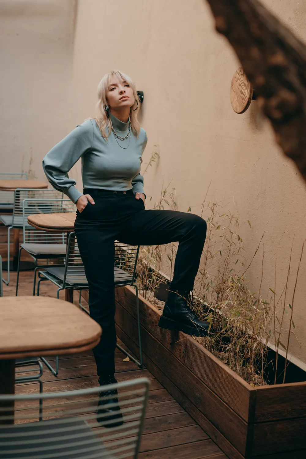 Black trousers with beveled waistband