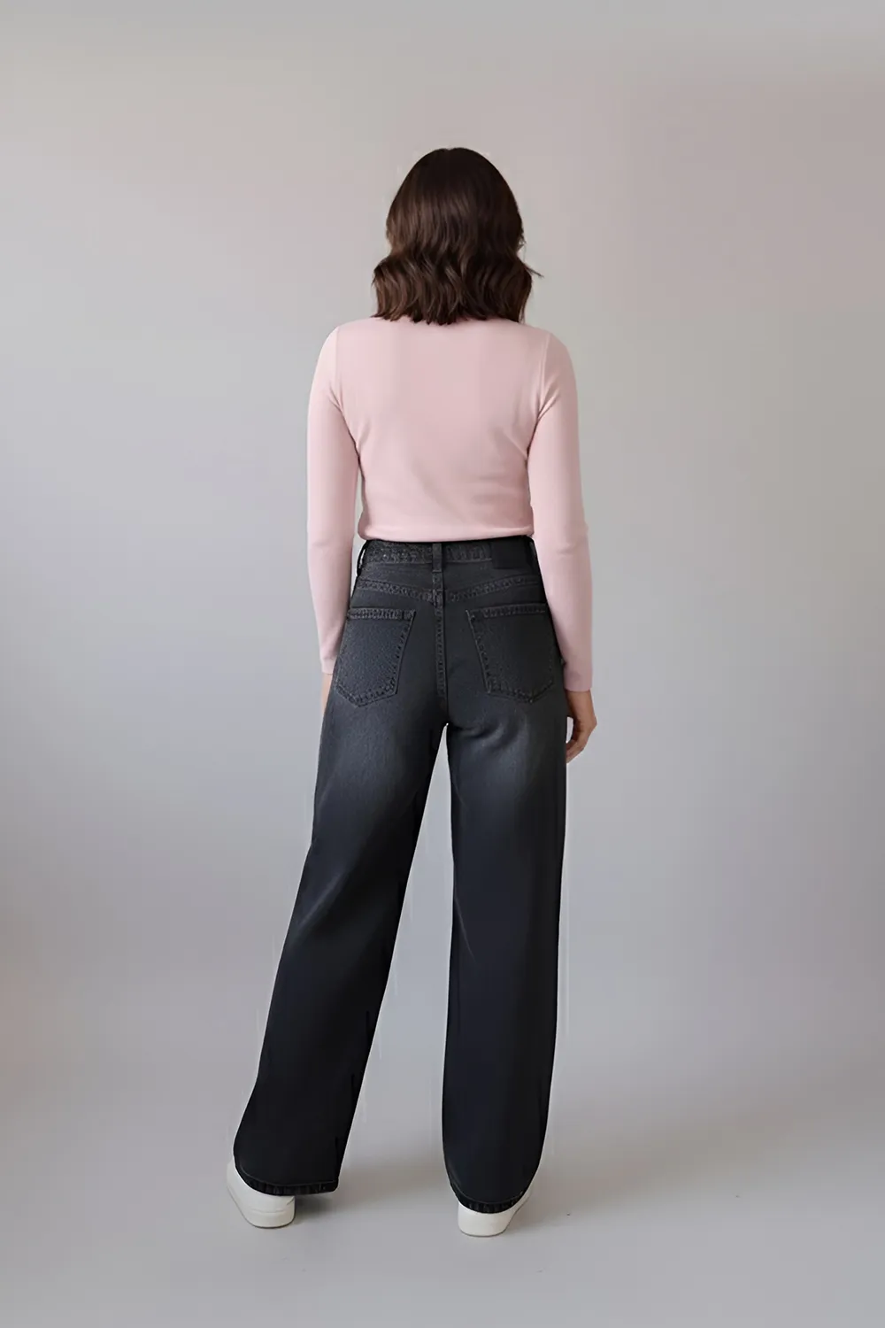 Розовый лонгслив из мягкого трикотажа