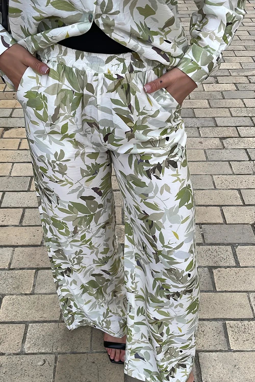 Green muslin suit with shirt and trousers