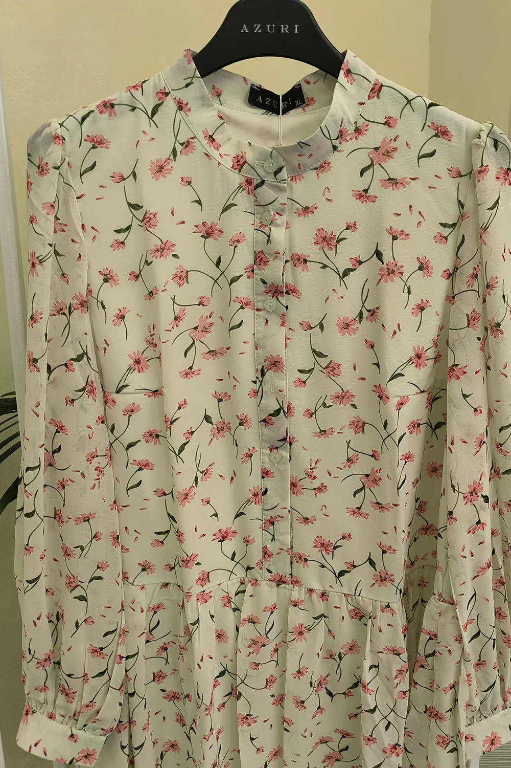 Сукня оверсайз: як носити вільний крій і виглядати елегантно, а не безформно